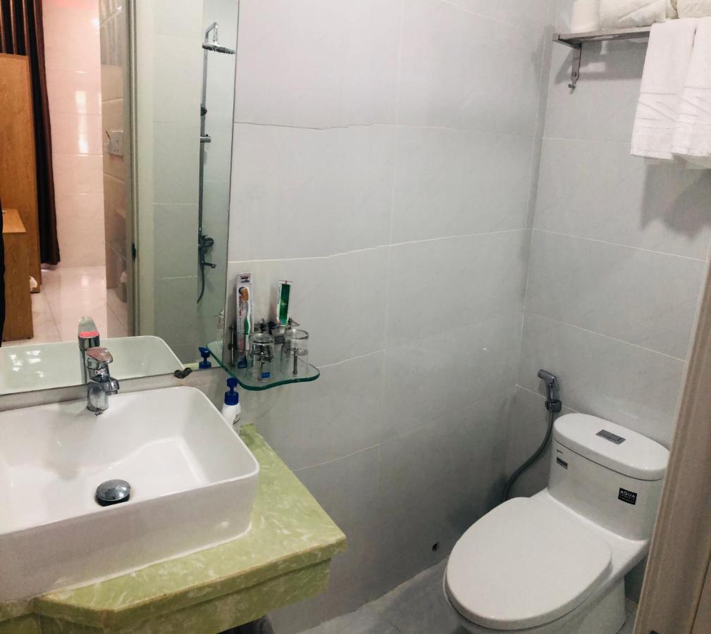 2Z Hotel- 149 Le Thi Rieng Хошимин Екстериор снимка